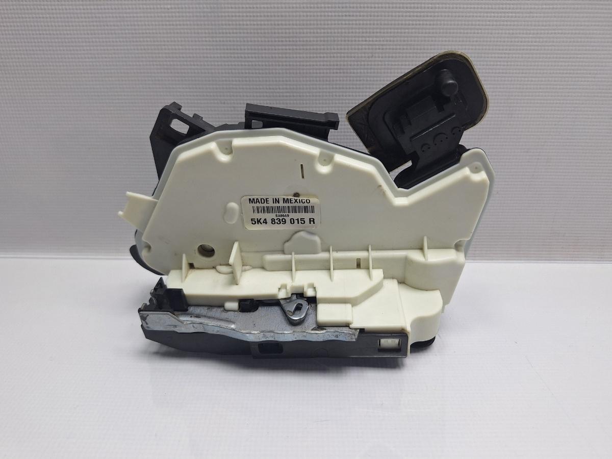 Broasca usa VOLKSWAGEN JETTA IV 162, 163, AV3, AV2 2012 1.6 TDI CAYC 77KW|105HP 2012