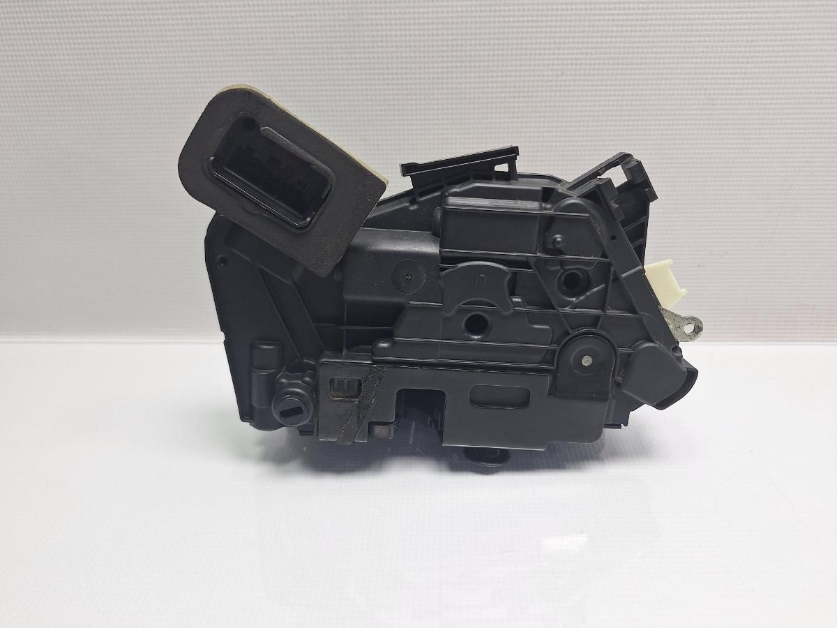 Broasca usa VOLKSWAGEN JETTA IV 162, 163, AV3, AV2 2012 1.6 TDI CAYC 77KW|105HP 2012