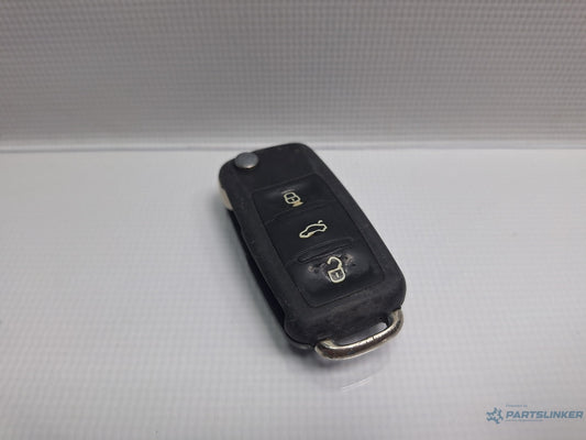Telecomanda cheie VOLKSWAGEN JETTA IV 162, 163, AV3, AV2 2009 - > TDI CAYC HELLA 434 MHz 5K0837202AD