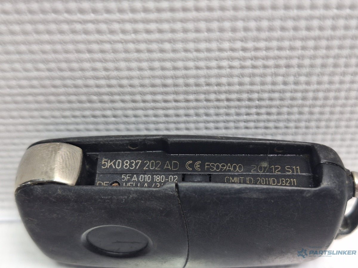 Telecomanda cheie VOLKSWAGEN JETTA IV 162, 163, AV3, AV2 2009 - > TDI CAYC HELLA 434 MHz 5K0837202AD