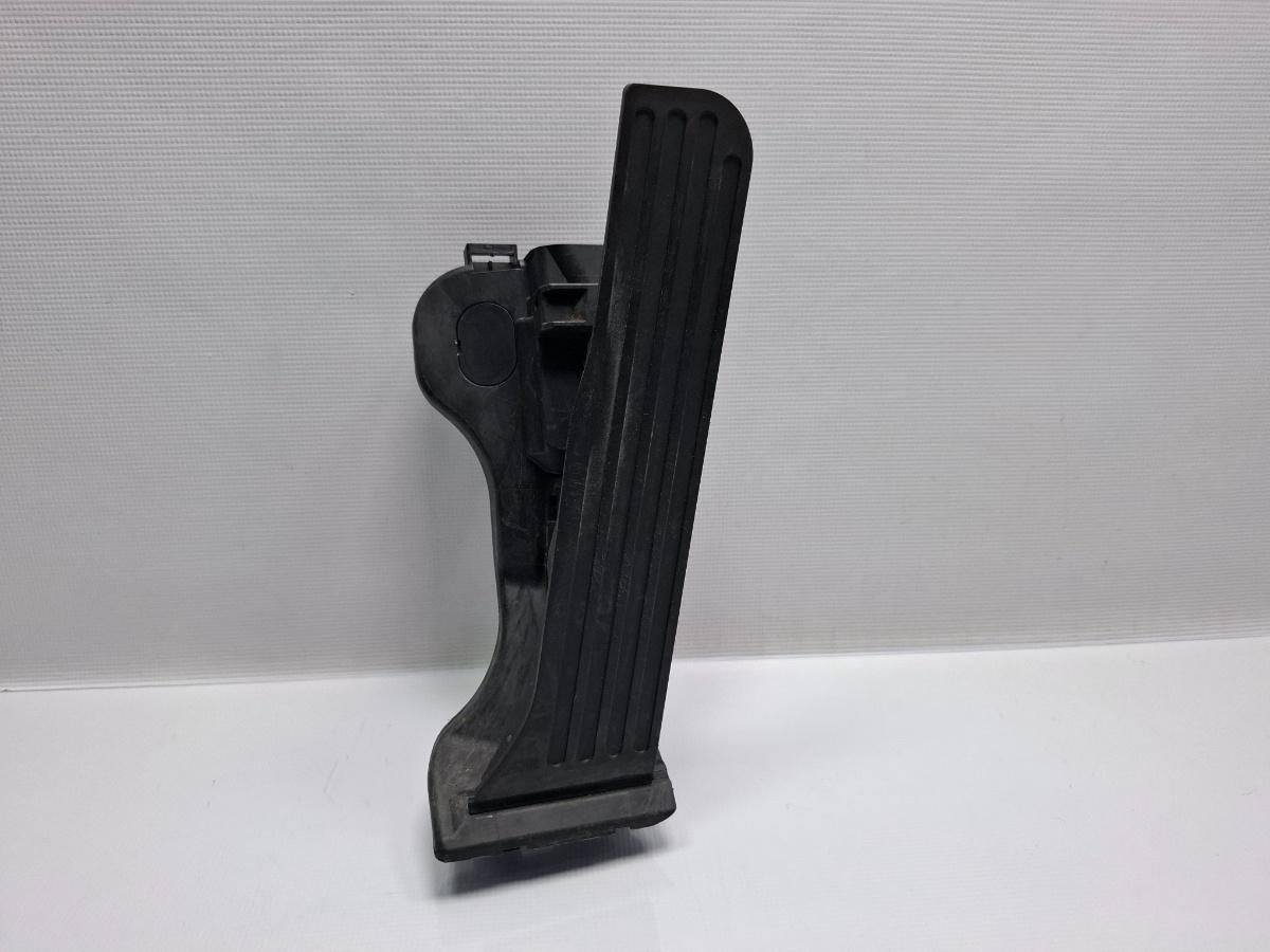 Pedala de acceleratie VOLKSWAGEN JETTA IV 162, 163, AV3, AV2 2009 - >1.6 TDI CAYC 1K1721503BB