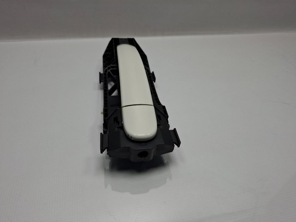 Maner usa VOLKSWAGEN JETTA IV 162, 163, AV3, AV2 2012 1.6 TDI CAYC 77KW|105HP 2012