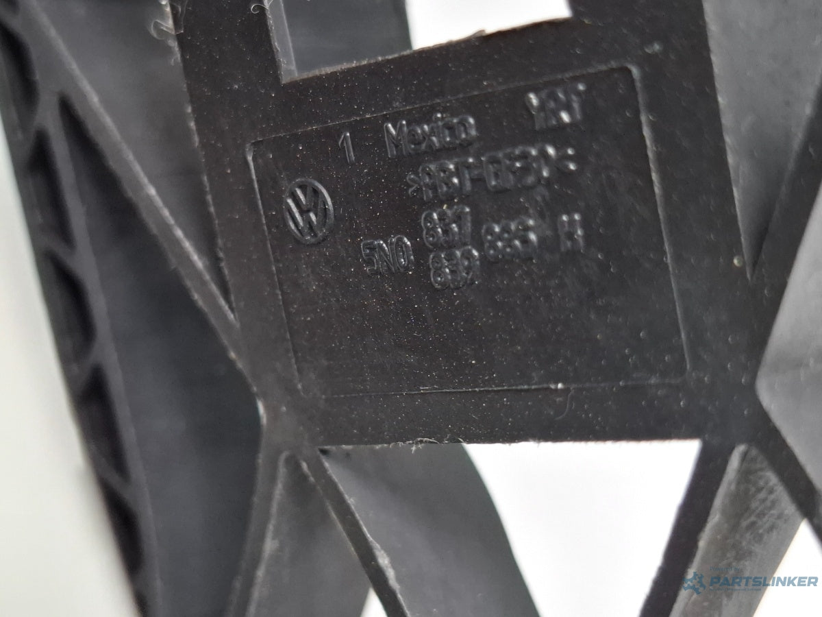 Maner usa VOLKSWAGEN JETTA IV 162, 163, AV3, AV2 2009 - > TDI CAYC 5N0837885H , 5N0839885H