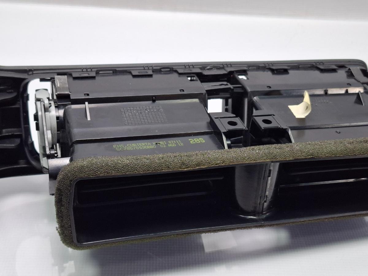 Grila de ventilatie bord centrala VOLKSWAGEN JETTA IV 162, 163, AV3, AV2 2009 - >1.6 TDI CAYC 5C7857059