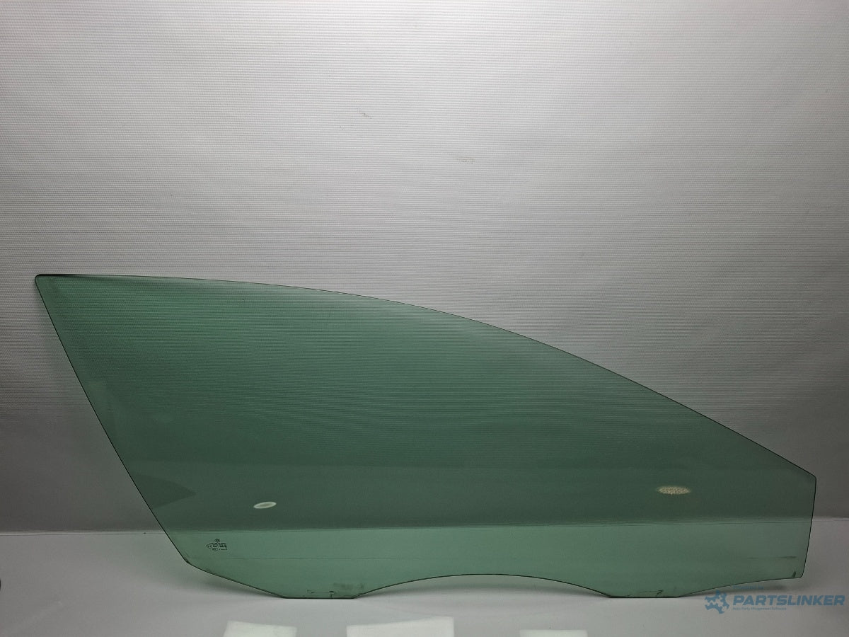 Geam usa dreapta VOLKSWAGEN JETTA IV 162, 163, AV3, AV2 2009 - > TDI CAYC SAINT-GOBAIN 43R-004585 5C6845202C