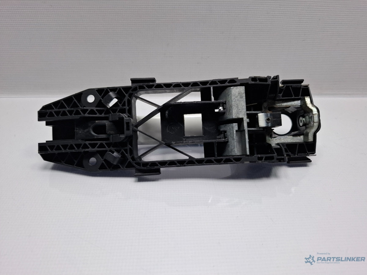 Maner usa stanga fata VOLKSWAGEN JETTA IV 162, 163, AV3, AV2 2009 - > TDI CAYC 5N0837885H