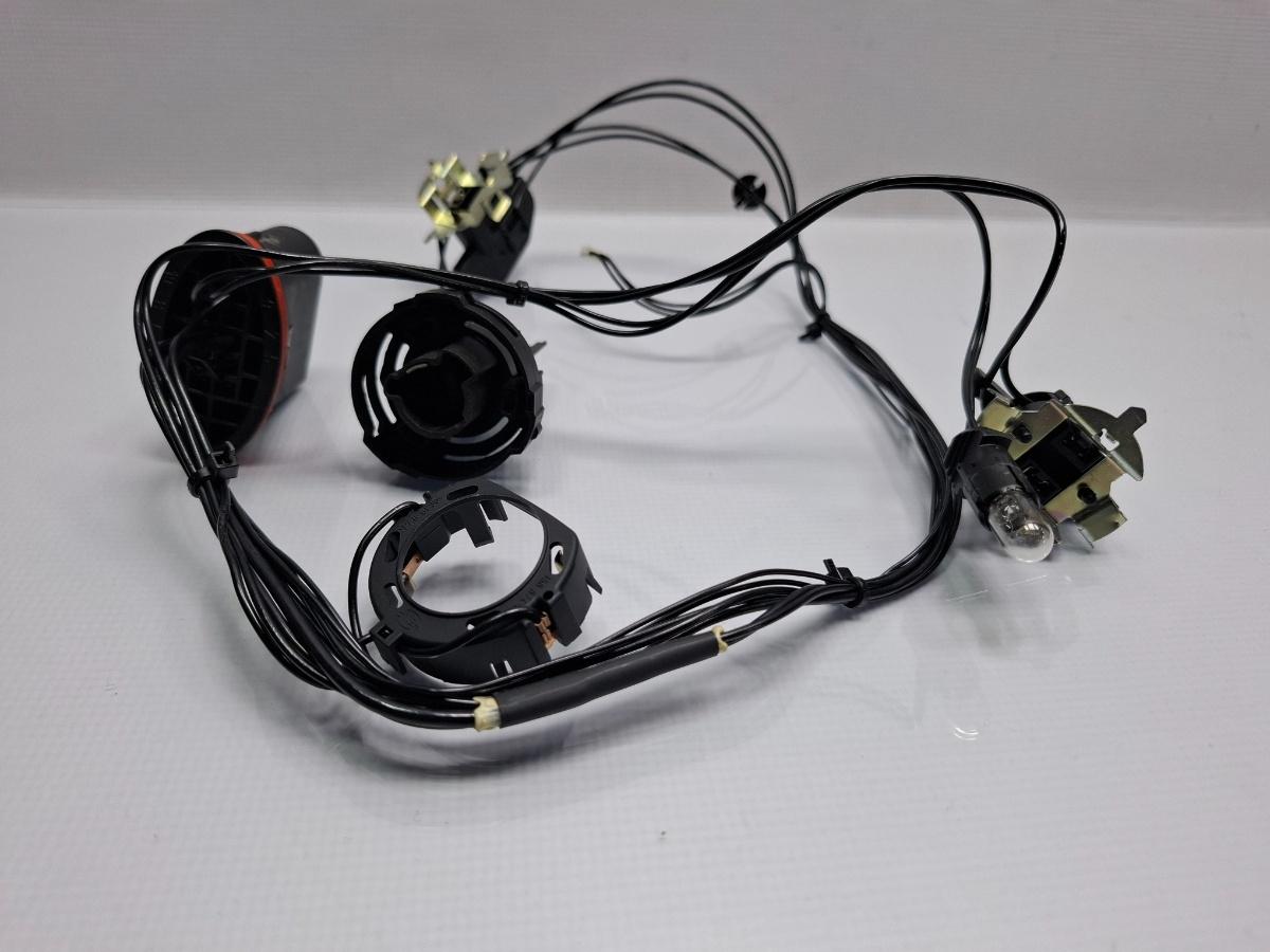 Instalatie far VOLKSWAGEN JETTA IV 162, 163, AV3, AV2 2012 1.6 TDI CAYC 77KW|105HP 2012