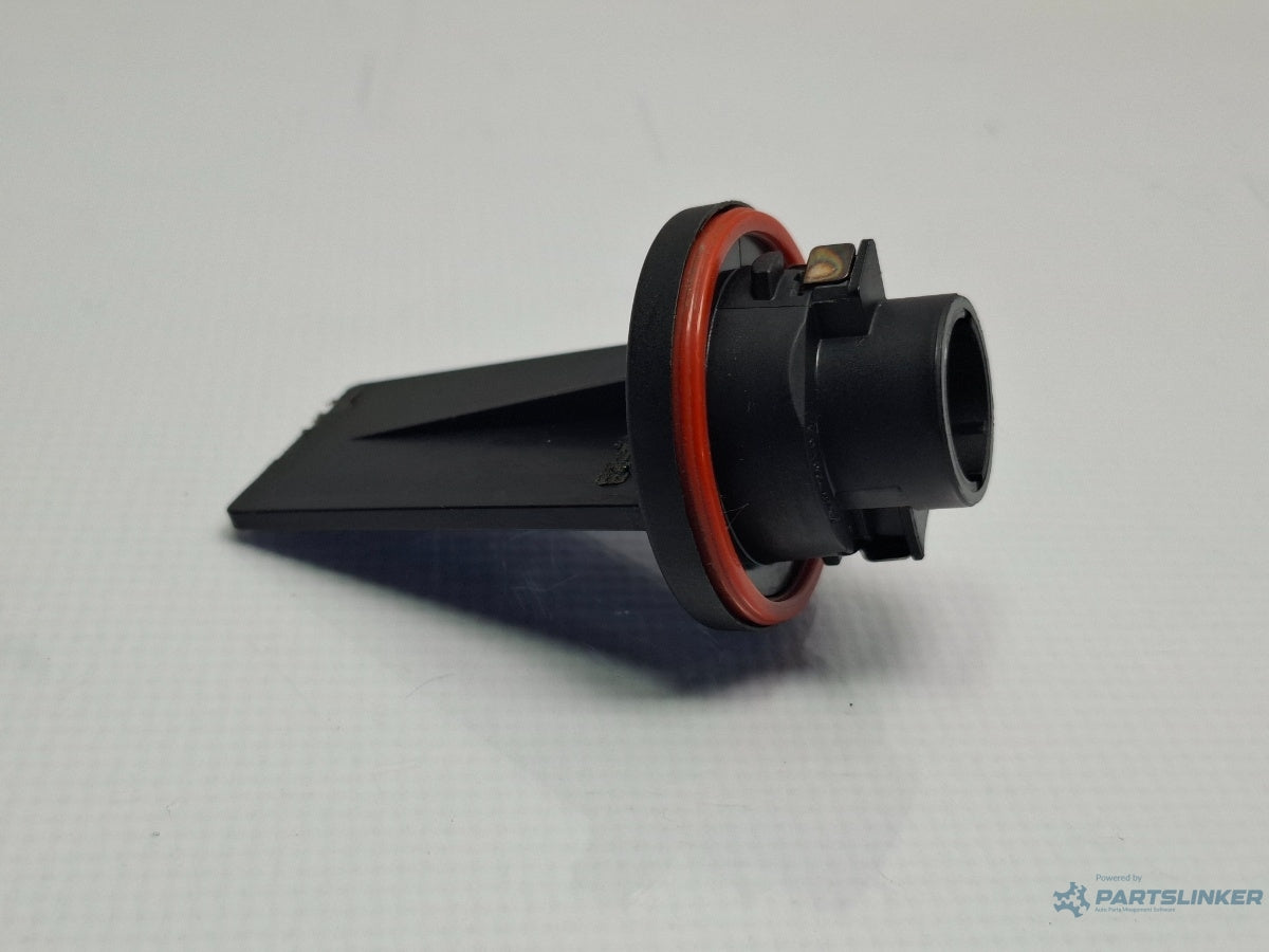 Soclu bec halogen VOLKSWAGEN JETTA IV 162, 163, AV3, AV2 2009 - > TDI CAYC 5M0941160A