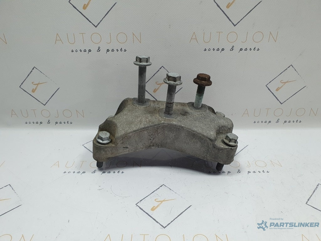 Suport cutie viteze VOLKSWAGEN PASSAT Variant 3G5 2014 - > TDI CRLB, DBGA, DFGA 3Q0199117Suport cutie viteze VOLKSWAGEN PASSAT Variant 3G5 2014 - > TDI CRLB, DBGA, DFGA 3Q0199117