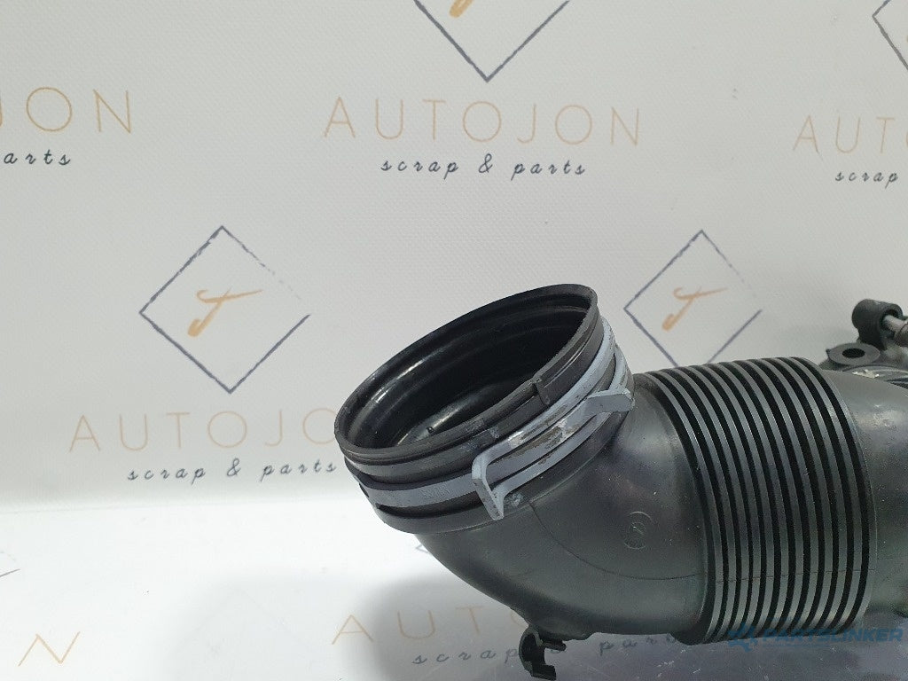 Tubulatura aer admisie VOLKSWAGEN PASSAT Variant 3G5 2014 - > 2.0 TDI CRLB, DBGA, DFGA 5Q0129654E