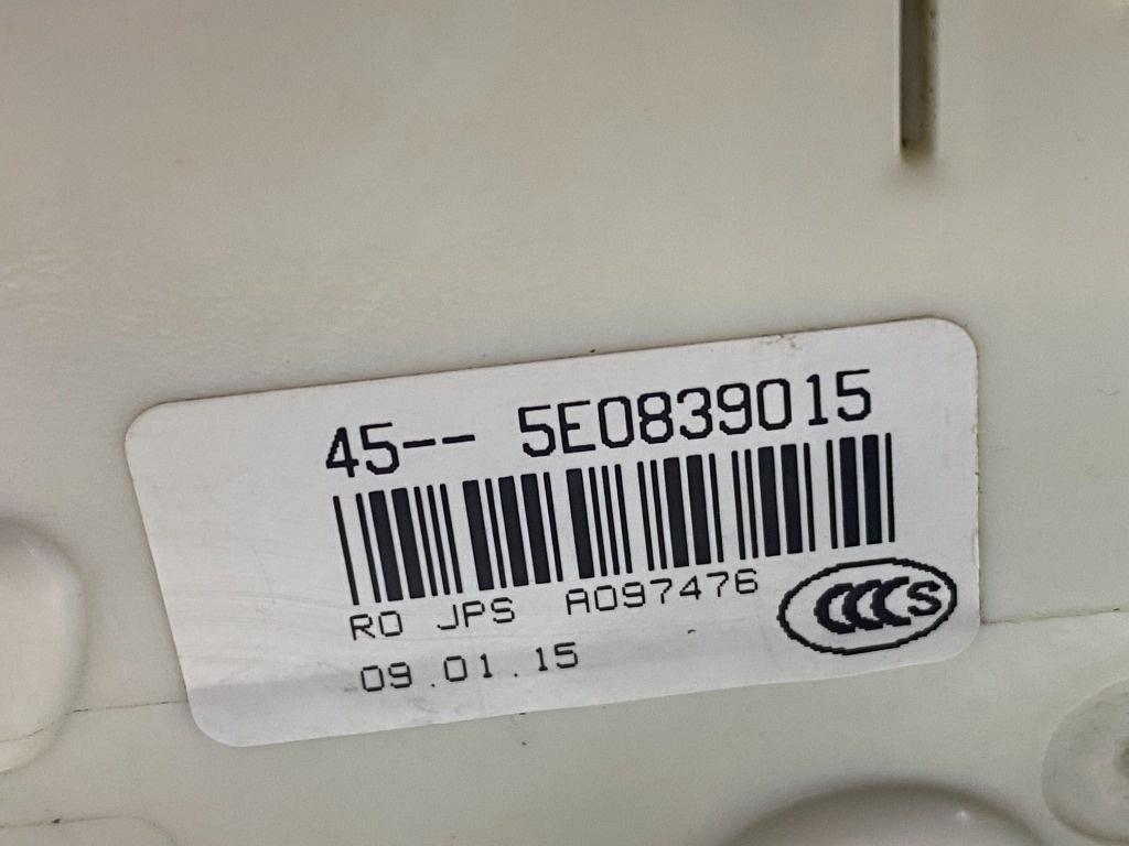 Broasca usa VOLKSWAGEN PASSAT Variant 3G5 2014 - > 5E0839015