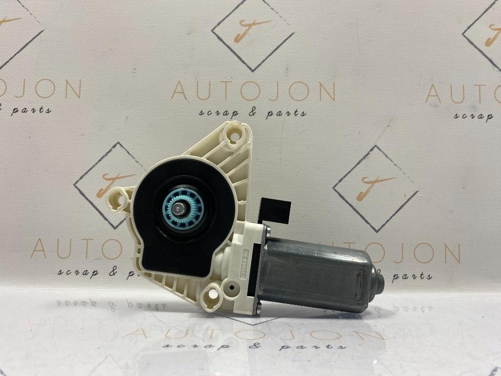 Motoras macara dreapta fata VOLKSWAGEN PASSAT Variant 3G5 2014 - > 5Q4959802B