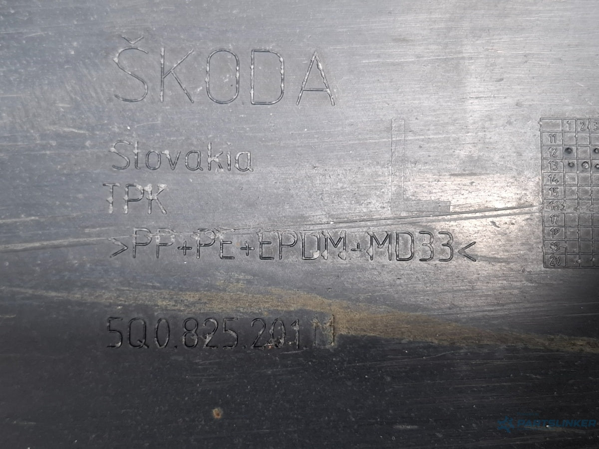 Scut caroserie stanga VOLKSWAGEN JETTA IV 162, 163, AV3, AV2 2009 - > TDI CAYC 5Q0825201M