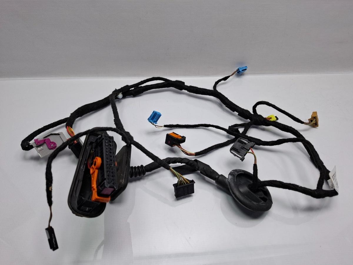 Instalatie electrica usa VOLKSWAGEN JETTA IV 162, 163, AV3, AV2 2012 1.6 TDI CAYC 77KW|105HP 2012