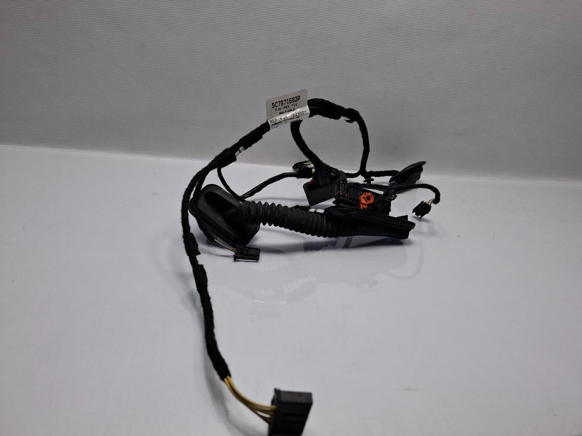 Instalatie electrica usa VOLKSWAGEN JETTA IV 162, 163, AV3, AV2 2012 1.6 TDI CAYC 77KW|105HP 2012