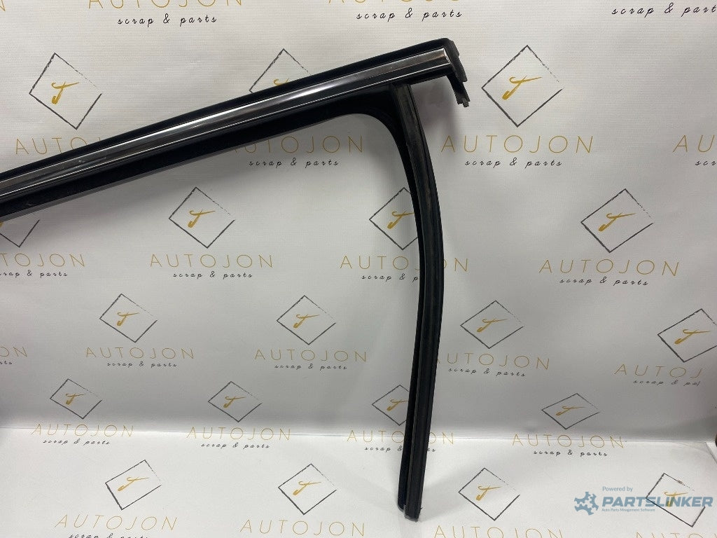 Cheder cromat usa  dreapta spate VOLKSWAGEN PASSAT Variant 3G5 2014 - > 2.0 TDI CRLB, DBGA, DFGA 3G9839432