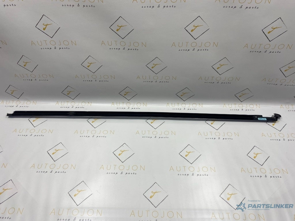 Perie cromata geam dreapta spate VOLKSWAGEN PASSAT Variant 3G5 2014 - > TDI CRLB, DBGA, DFGA 3G9839476