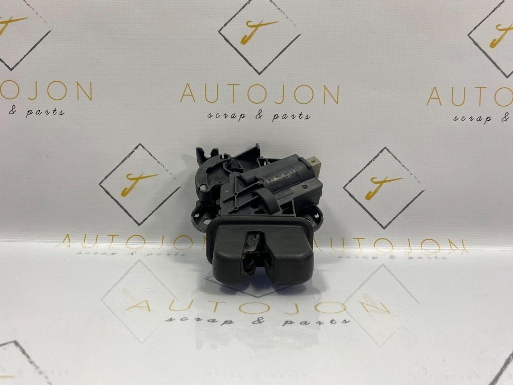 Broasca hayon/portbagaj AUDI A4 IV 8K2, B8 2007 - 2015 4F5827505C
