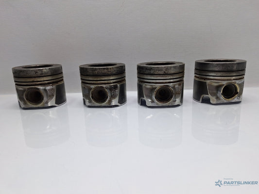 Pistoane VOLKSWAGEN TRANSPORTER V Bus 7HB, 7HJ, 7EB, 7EJ, 7EF, 7EG, 7HF,  TDI CAAC, CCHA 03L107065M