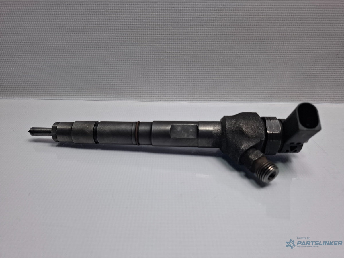Injector VOLKSWAGEN TOURAN 1T3 2010 - 2015 TDI CFHC 03L130277J