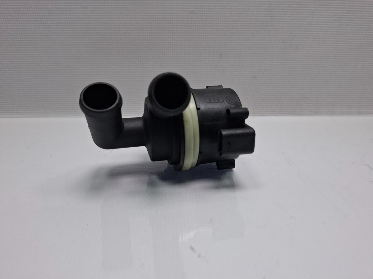 Pompa apa auxiliara VOLKSWAGEN TOURAN 1T3 2010 - 2015 TDI CFHC 5N0965561A