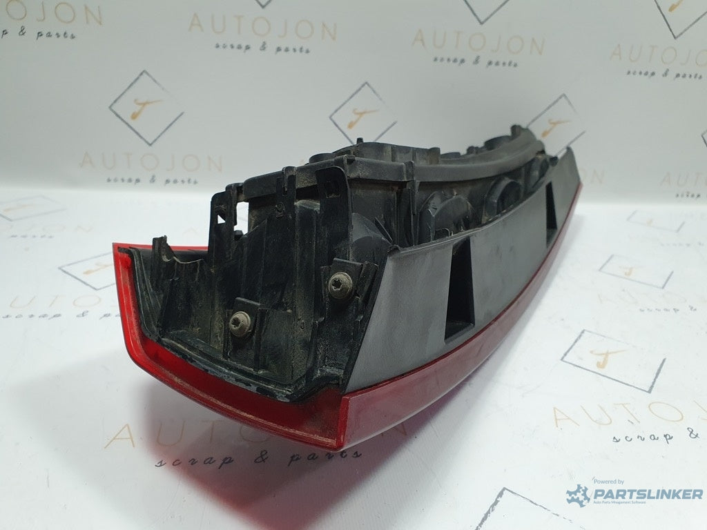 Stop cu soclu  dreapta OPEL MERIVA X03 2003 - 2010 1.7 DTI Y 17 DT 93184713