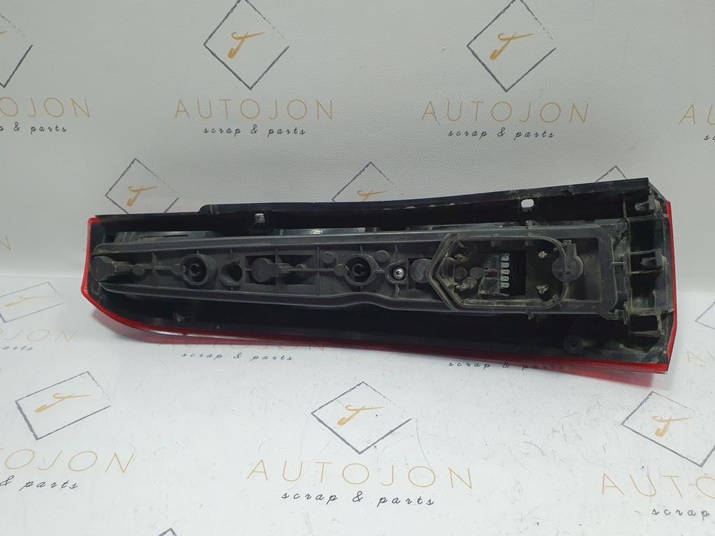 Stop cu soclu  dreapta OPEL MERIVA X03 2003 - 2010 1.7 DTI Y 17 DT 93184713
