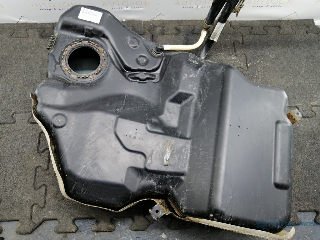 Rezervor combustibil  VOLKSWAGEN PASSAT Variant 3C5 2005 - 2011 2.0 TDI BMP 3C0201055A