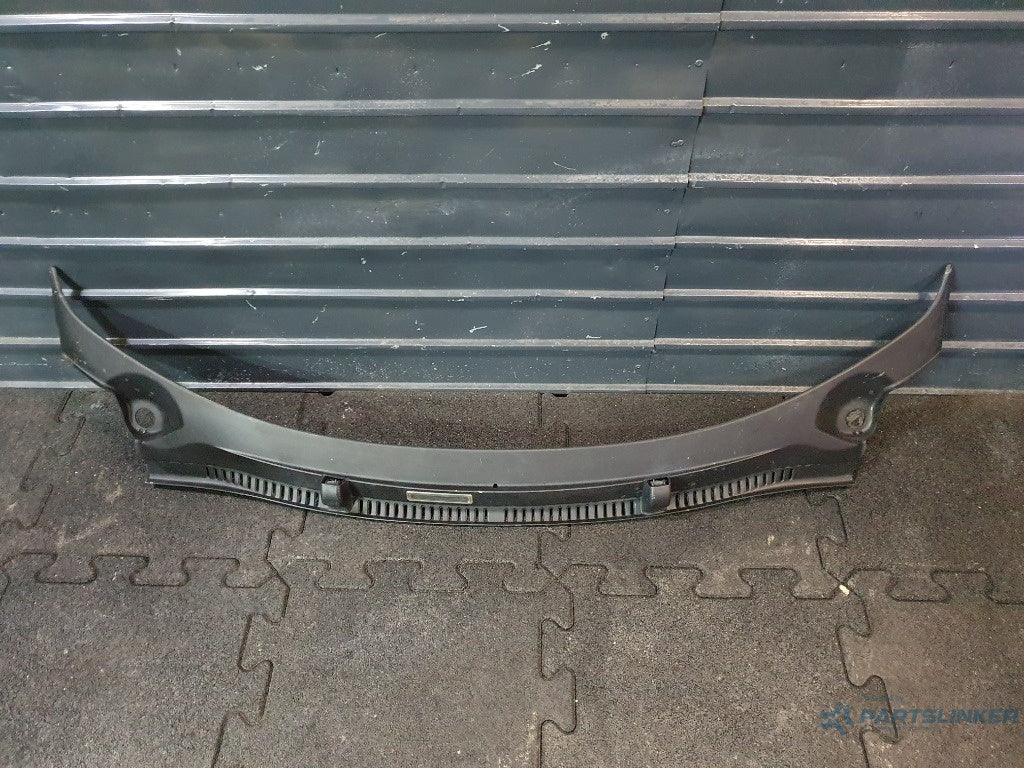 Grila stergator  FORD GALAXY WGR 1995 - 2006 1.9 TDI ASZ 7M3819413