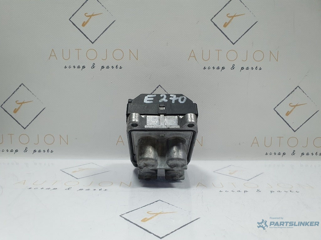 Preincalzitor apa  MERCEDES-BENZ E-CLASS II W210 1995 - 2003 2.2 E 220 CDI OM 611.961 A0001591104