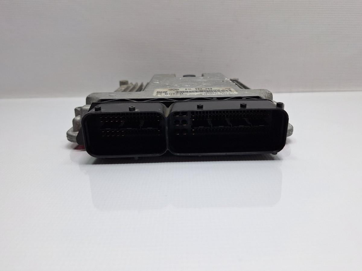 Calculator ECU motor VOLKSWAGEN PASSAT B6 2008 - 2011 CBAB BOSCH 0281015029 03L907309