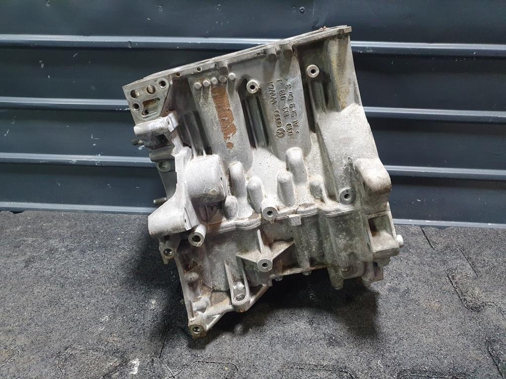 Bloc motor ambielat VOLKSWAGEN POLO 9N_ 2001  - 2012 12V AZQ, BME AZQ , 03E100032FX 03D103019J