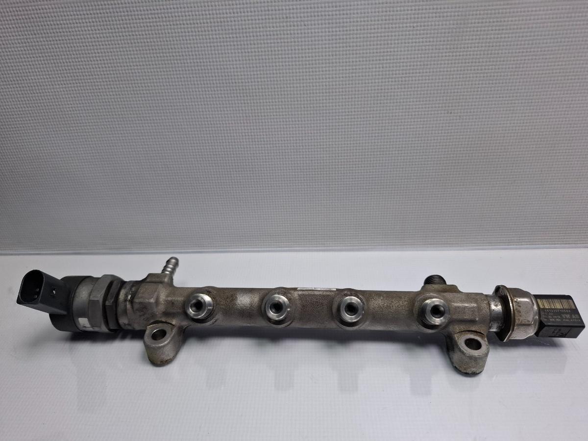 Rampa Injectoare SKODA OCTAVIA Combi 5E5 2012 - >2.0 TDI CKFC, CRMB, CYKA 04L089B