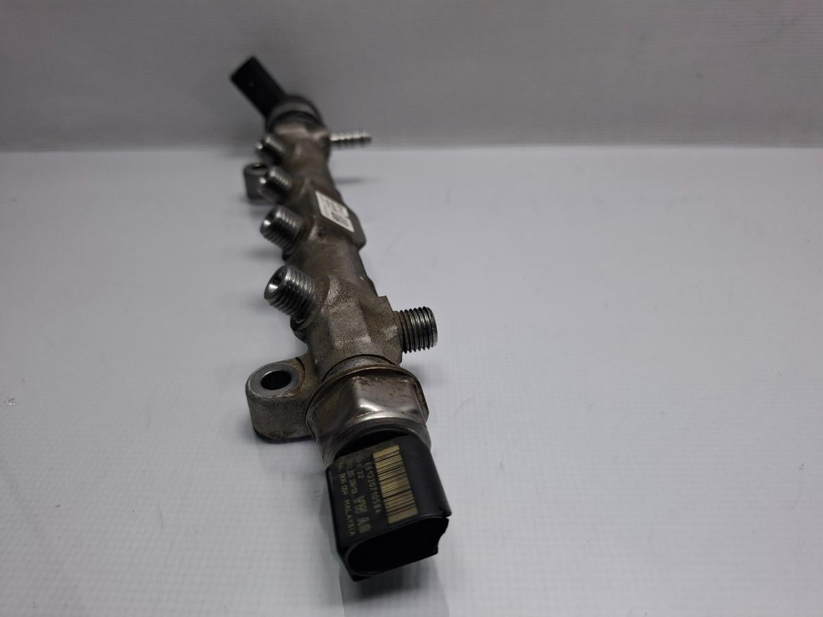 Rampa Injectoare SKODA OCTAVIA Combi 5E5 2012 - >2.0 TDI CKFC, CRMB, CYKA 04L089B