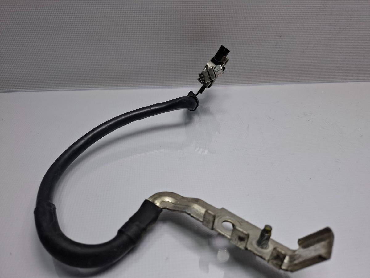 Borna minus cu senzor SKODA OCTAVIA Combi 5E5 2012 - > TDI CKFC, CRMB, CYKA 5Q0915181C