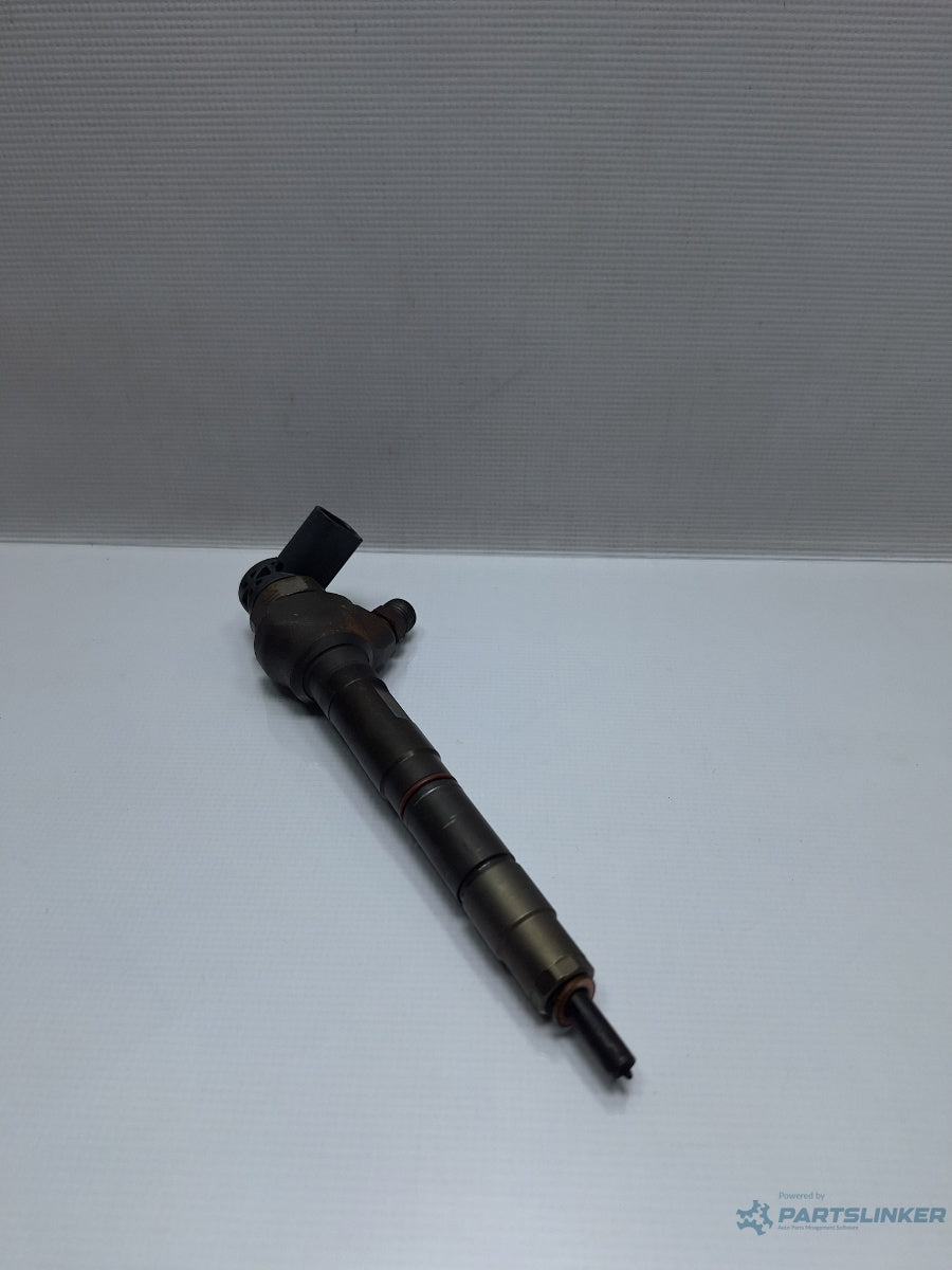 Injector SKODA OCTAVIA Combi 5E5 2012 - > TDI CKFC, CRMB, CYKA 04L130277E