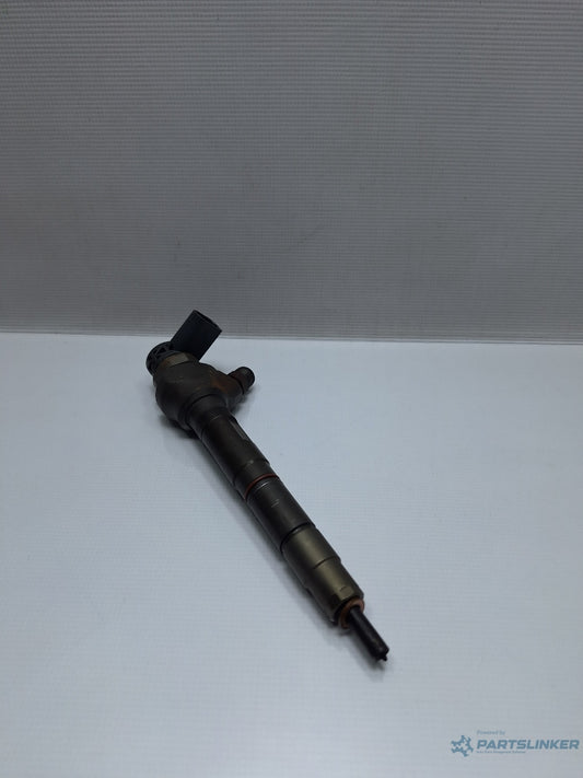 Injector SKODA OCTAVIA Combi 5E5 2012 - > TDI CKFC, CRMB, CYKA 04L130277E