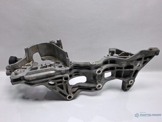 Suport accesorii SKODA OCTAVIA Combi 5E5 2012 - > TDI CKFC, CRMB, CYKA 04L903143B