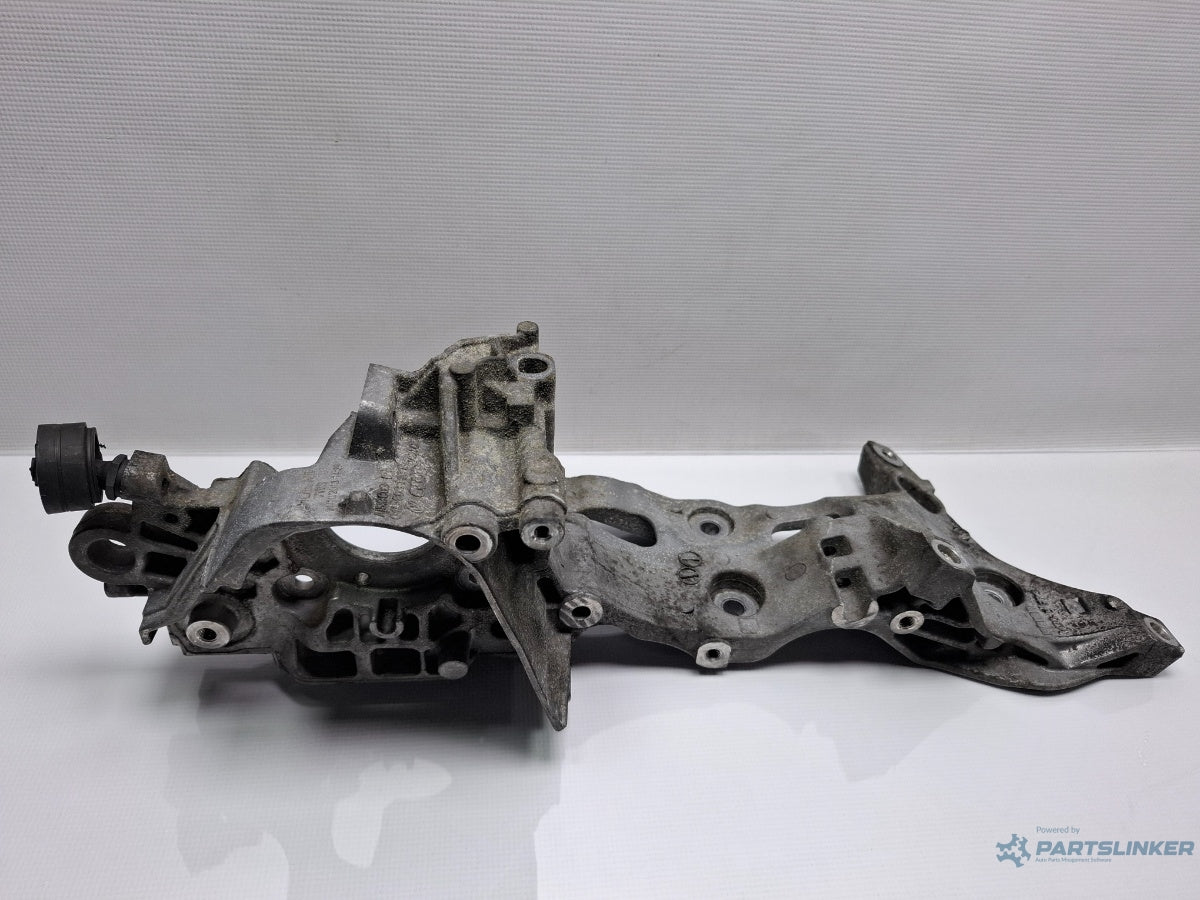 Suport accesorii SKODA OCTAVIA Combi 5E5 2012 - > TDI CKFC, CRMB, CYKA 04L903143B