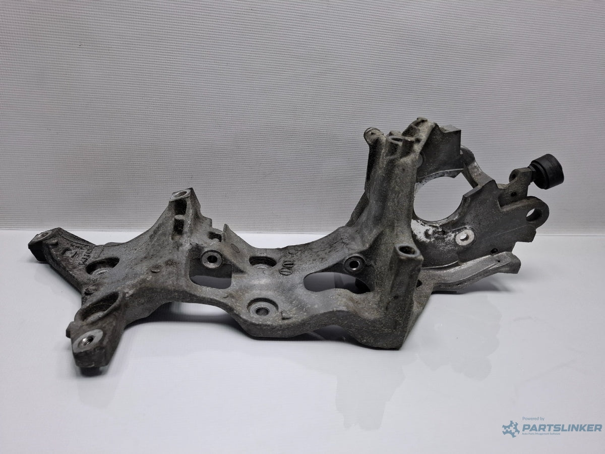 Suport accesorii SKODA OCTAVIA Combi 5E5 2012 - > TDI CKFC, CRMB, CYKA 04L903143B