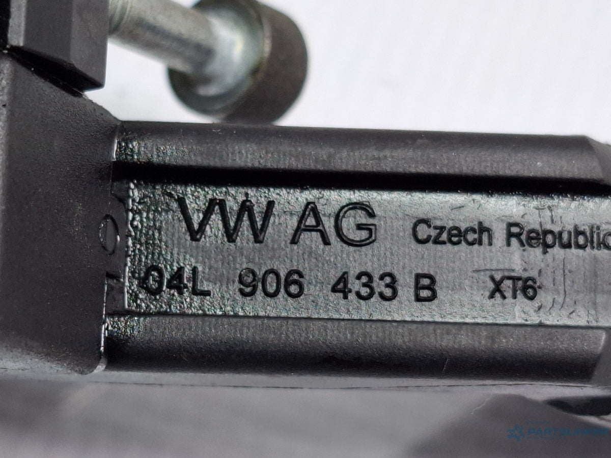 Senzor rotatie vibrochen SKODA OCTAVIA Combi 5E5 2012 - > TDI CKFC, CRMB, CYKA 04L906433B