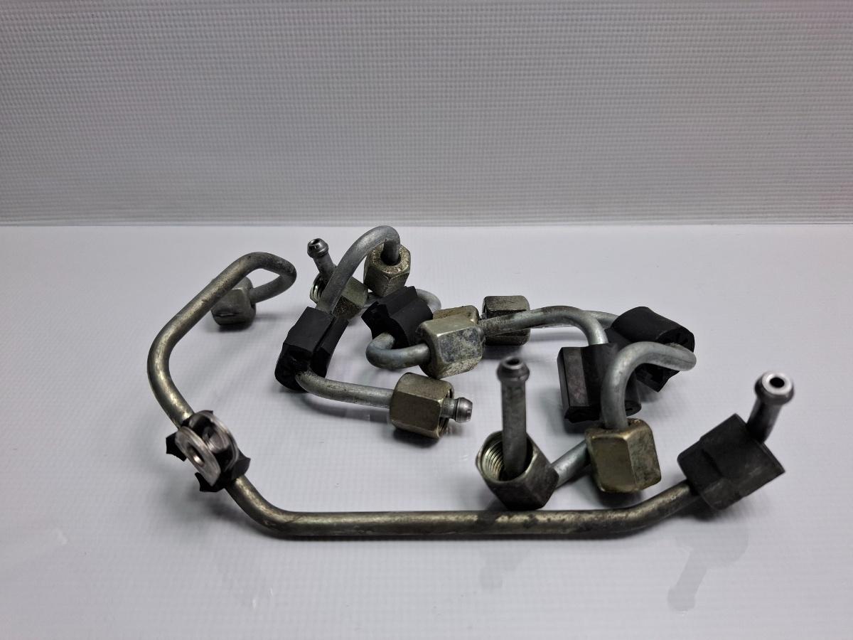 Conducte combustibil SKODA OCTAVIA Combi 5E5 2012 - > TDI CKFC, CRMB, CYKA 03L130301AR , 04L130321