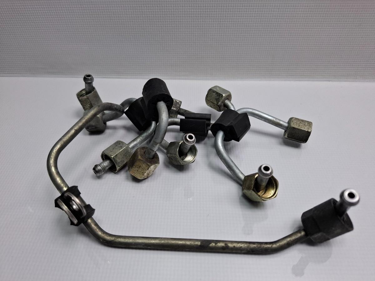Conducte combustibil SKODA OCTAVIA Combi 5E5 2012 - > TDI CKFC, CRMB, CYKA 03L130301AR , 04L130321