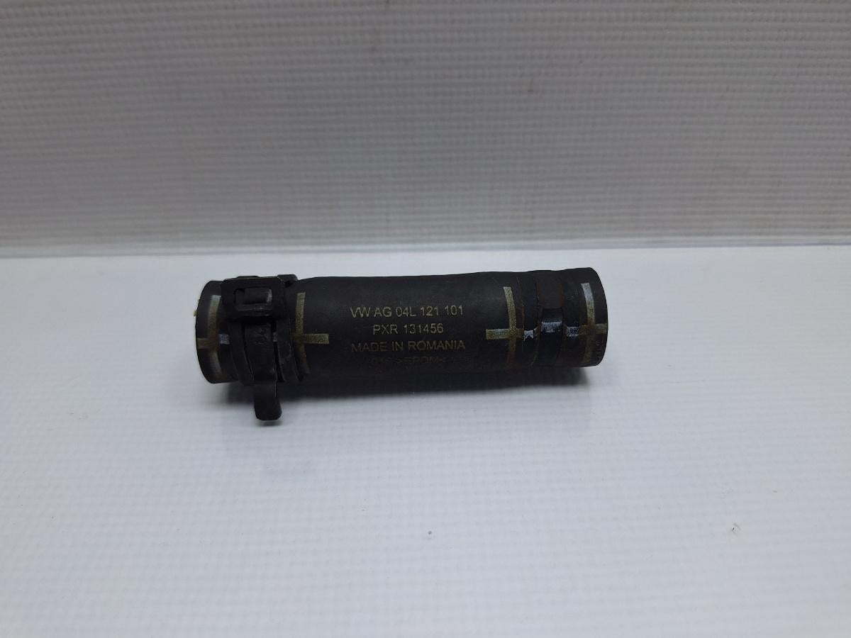 Furtun apa SKODA OCTAVIA Combi 5E5 2012 - >2.0 TDI CKFC, CRMB, CYKA 04L121101