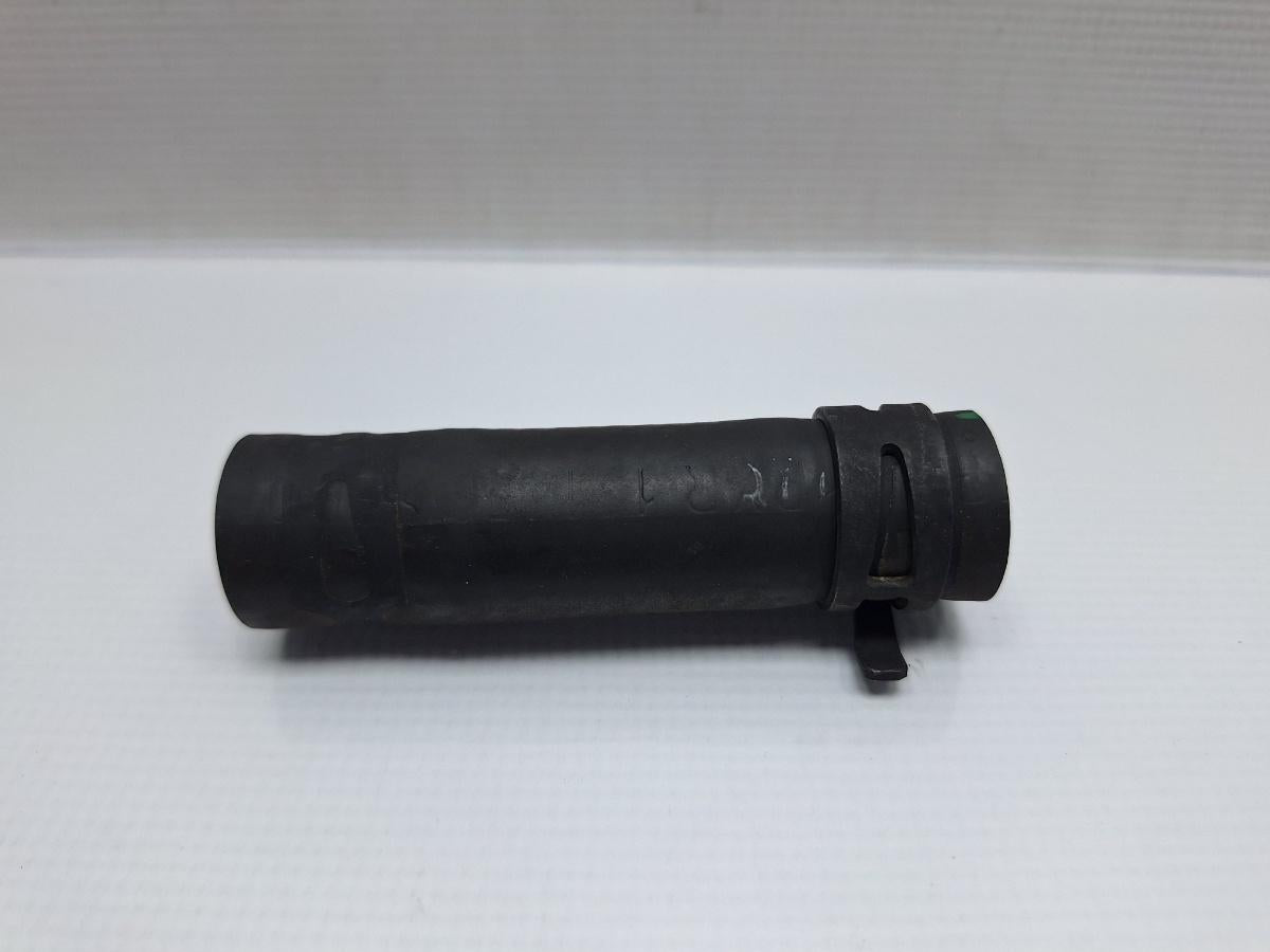 Furtun apa SKODA OCTAVIA Combi 5E5 2012 - >2.0 TDI CKFC, CRMB, CYKA 04L121101