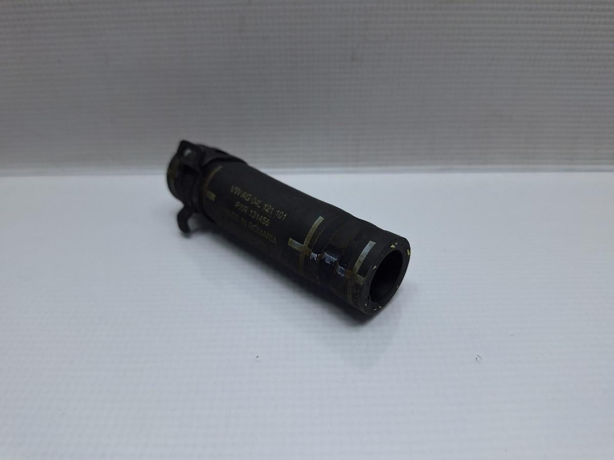 Furtun apa SKODA OCTAVIA Combi 5E5 2012 - >2.0 TDI CKFC, CRMB, CYKA 04L121101