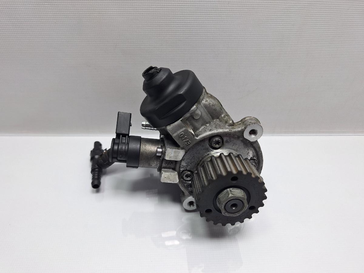 Pompa inalte SKODA OCTAVIA Combi 5E5 2012 - > TDI CKFC, CRMB, CYKA BOSCH 0445010537 04L130755D