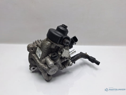 Pompa inalte SKODA OCTAVIA Combi 5E5 2012 - > TDI CKFC, CRMB, CYKA BOSCH 0445010537 04L130755D