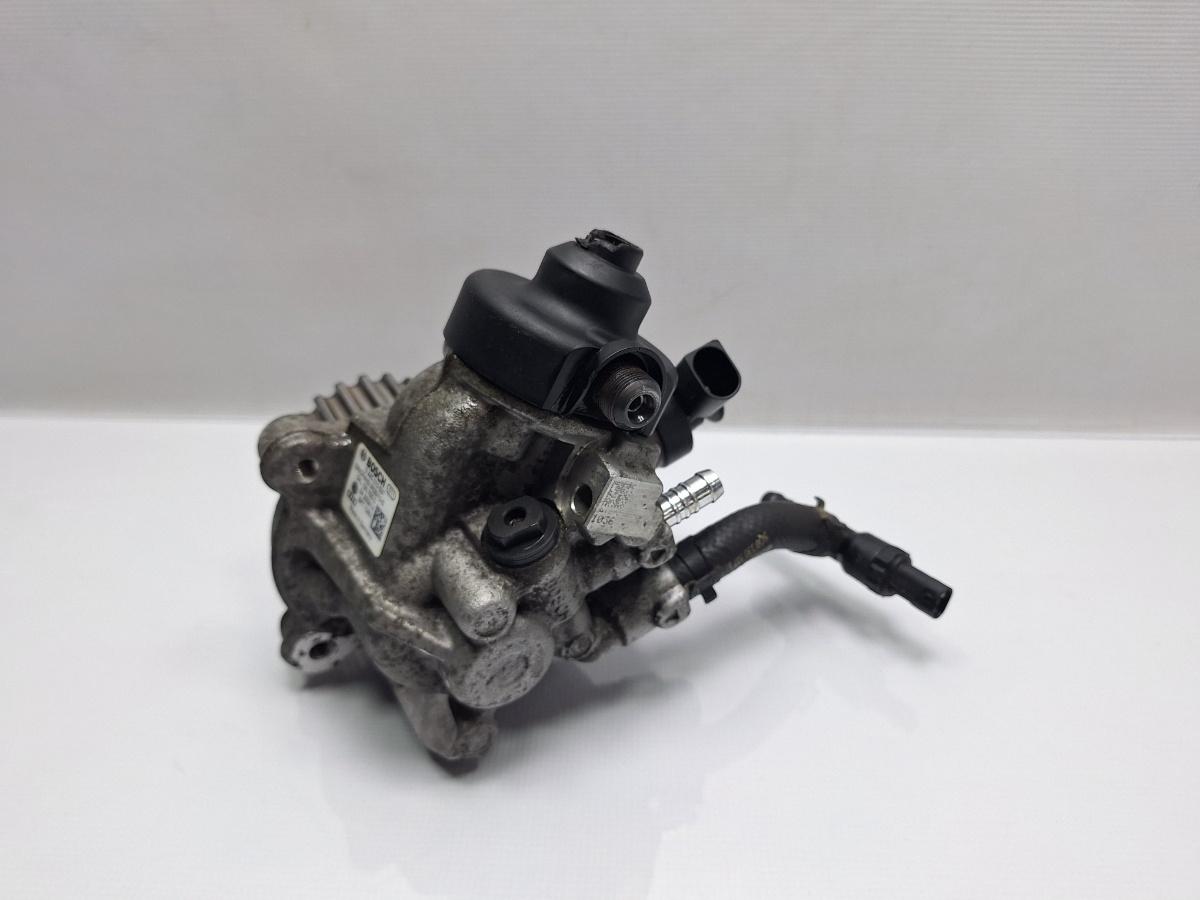 Pompa inalte SKODA OCTAVIA Combi 5E5 2012 - > TDI CKFC, CRMB, CYKA BOSCH 0445010537 04L130755D