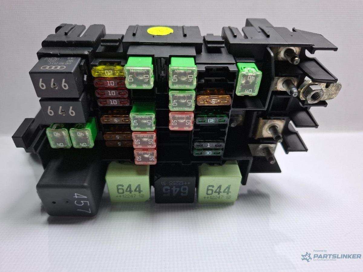 Panou sigurante VOLKSWAGEN JETTA IV 162, 163, AV3, AV2 2009 - > TDI CAYC 5C0937819K